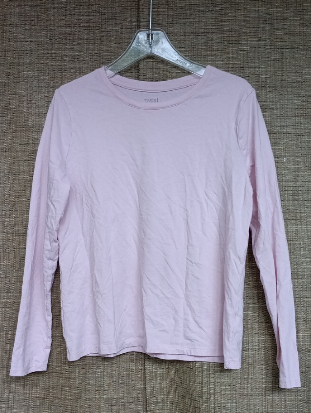 Time and Tru Light Pink Crewneck Long Sleeve Tee Shirt